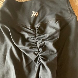 Musclenation scrunch butt leggings